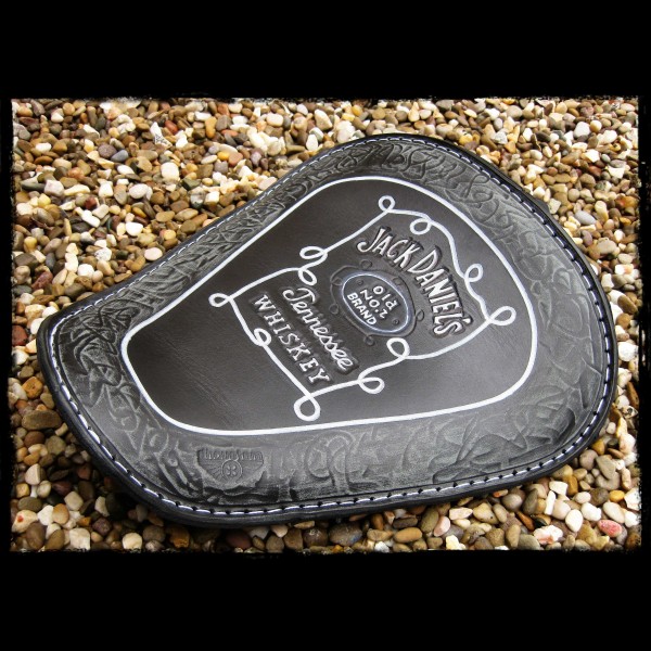 Selle Sportster 2010 - Up. Jack D. Black